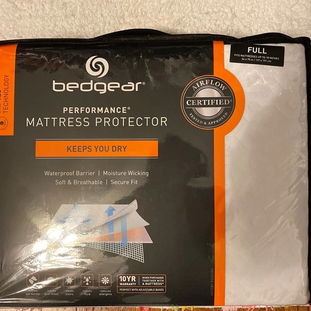 Bedgear Dri-Tec 5.0 Mattress Protector- size Full- NWNT